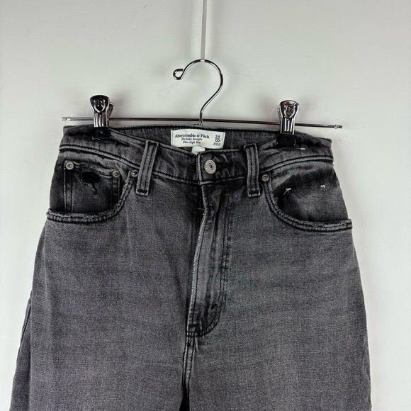 Abercrombie & Fitch Women's Curve Love High Rise Vintage Ankle Straight Jean 26 - Picture 3 of 5